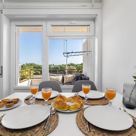 Whome Study & Surf Carcavelos 1-Bed By Beach & Nova Sbe Exterior photo